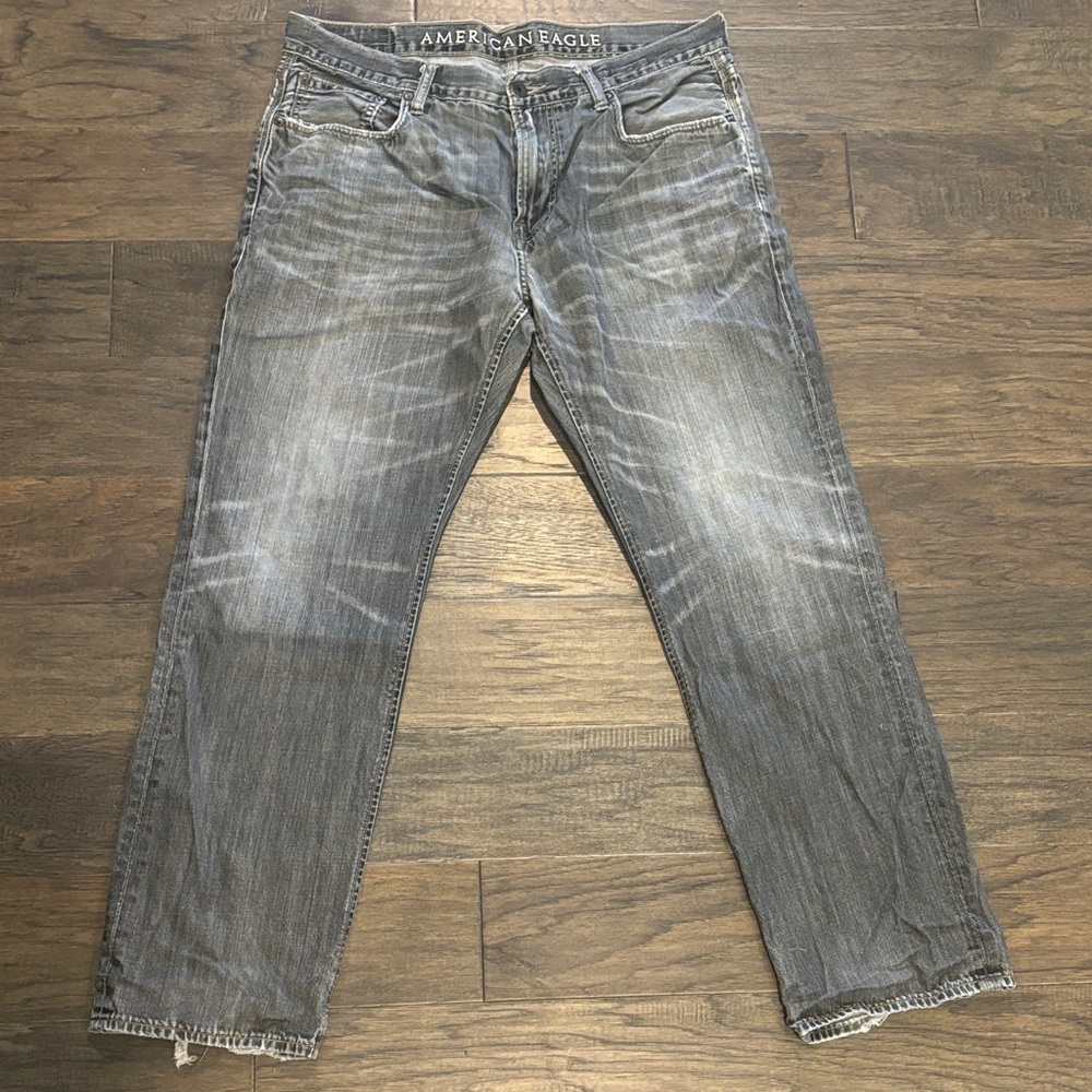 American Eagle Outfitters Men's Distressed Gray Jeans